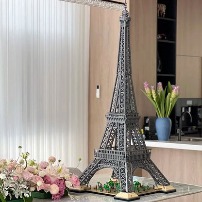 mabriq.fr - La Tour Eiffel - Mise en scène  2- Brique de construction - compatible autres marques